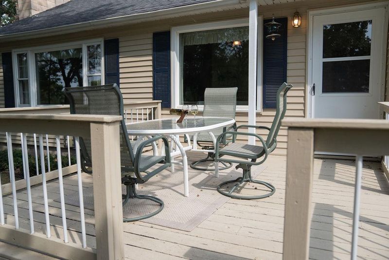 2213 E Golf Course Rd NE, Alexandria, MN 56308