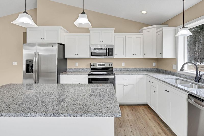 16105 Serene Pines Ct, Brainerd, MN 56401