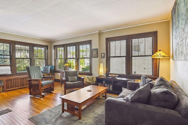 3511 Grand Ave S #2, Minneapolis, MN 55408