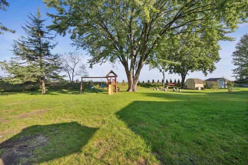 11542 Riverview Rd NE, Hanover, MN 55341
