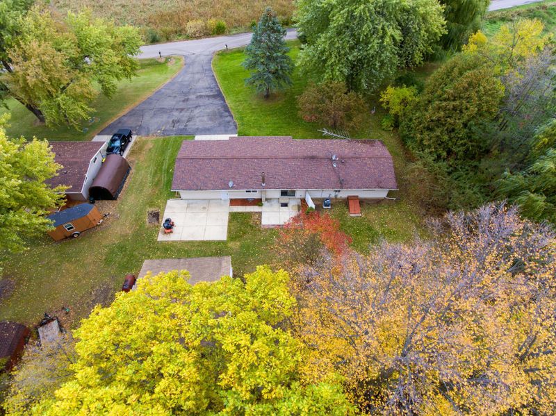 16950 Elmore Trl, Faribault, MN 55021