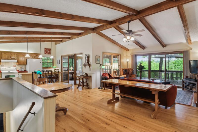 16237 Krueger Rd, Brainerd, MN 56401