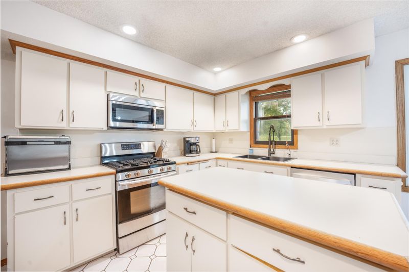 16760 Dayton River Rd, Dayton, MN 55327