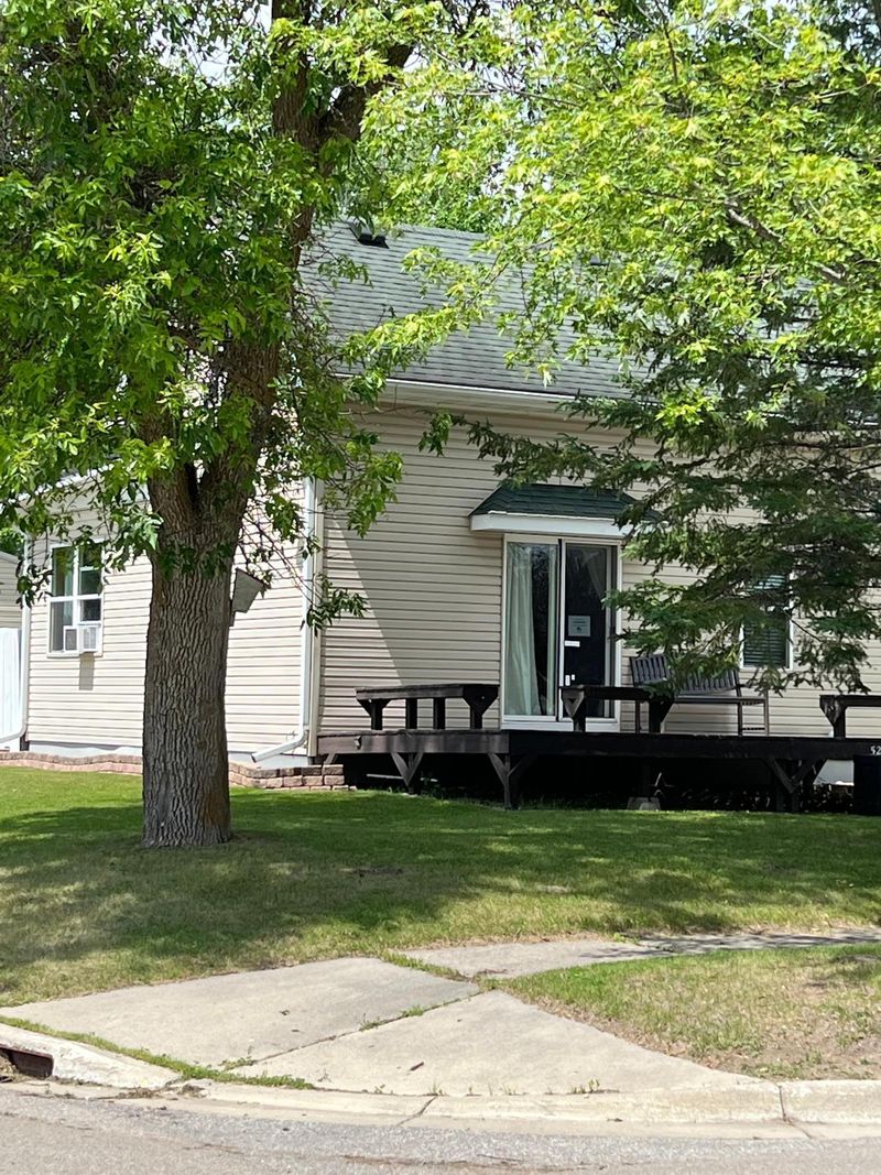 521 1st Ave SE, Baudette, MN 56623