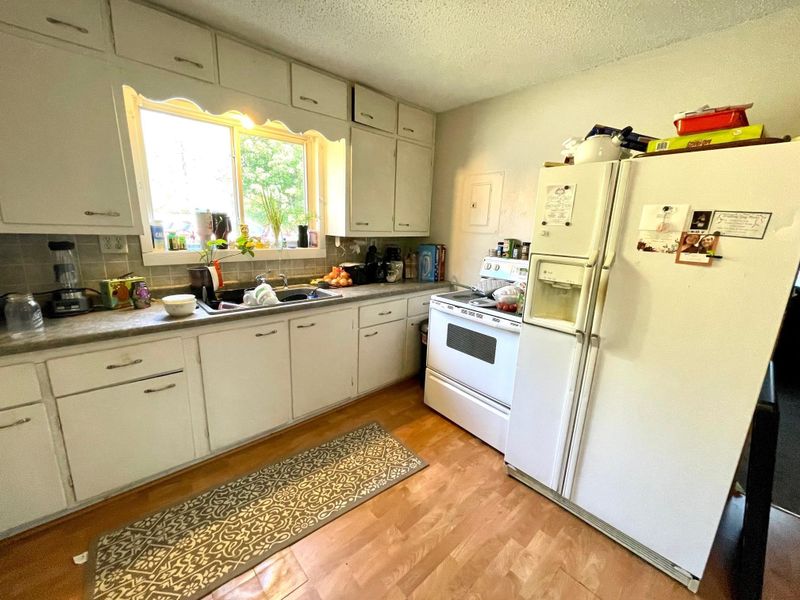 809 19th Ave E, Menomonie, WI 54751