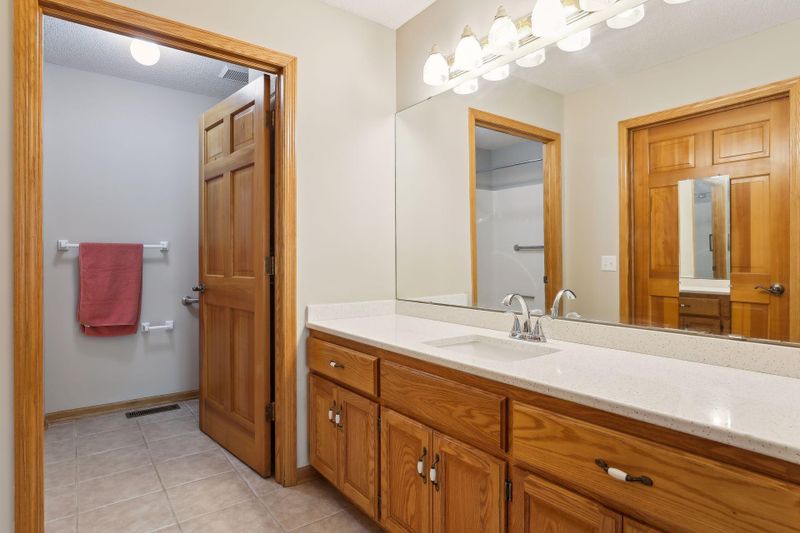 5763 Willow Ln N, Shoreview, MN 55126