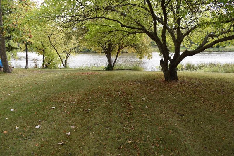 916 Reserve Ave N, Thief River Falls, MN 56701