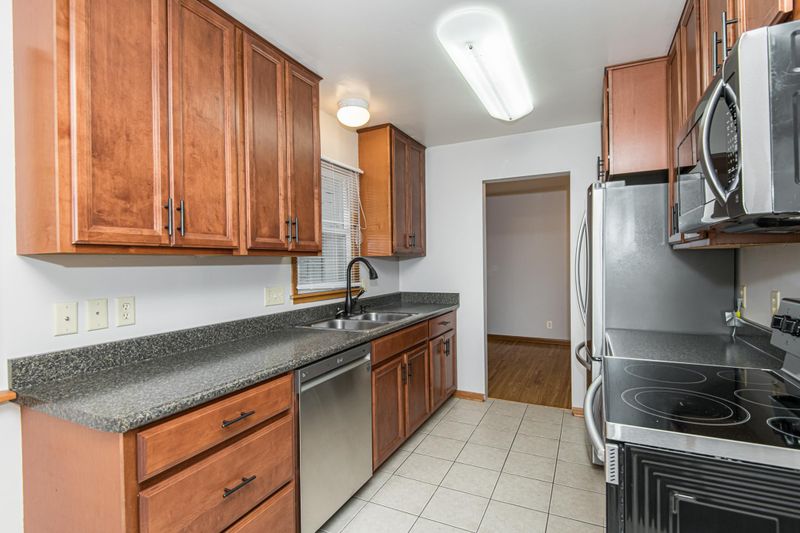 3923 5th St NW, Rochester, MN 55901