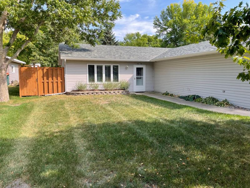 416 4th St S, Long Prairie, MN 56347