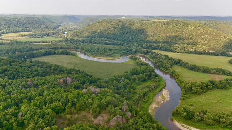 23043 County 26, Houston, MN 55943