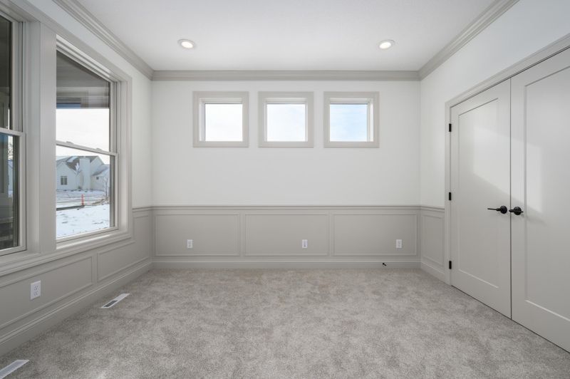 2599 Timber Oaks Rd SW, Rochester, MN 55902
