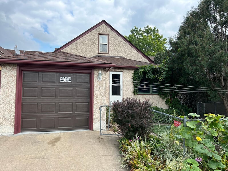 4504 Oakland Ave, Minneapolis, MN 55407