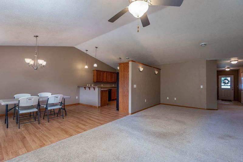144 Quail Pa, Mankato, MN 56001