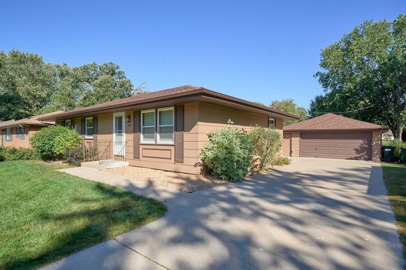 4813 104th Ave NE, Circle Pines, MN 55014
