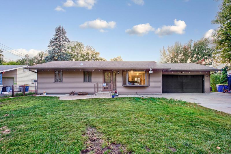 122 Brand Ave, Faribault, MN 55021