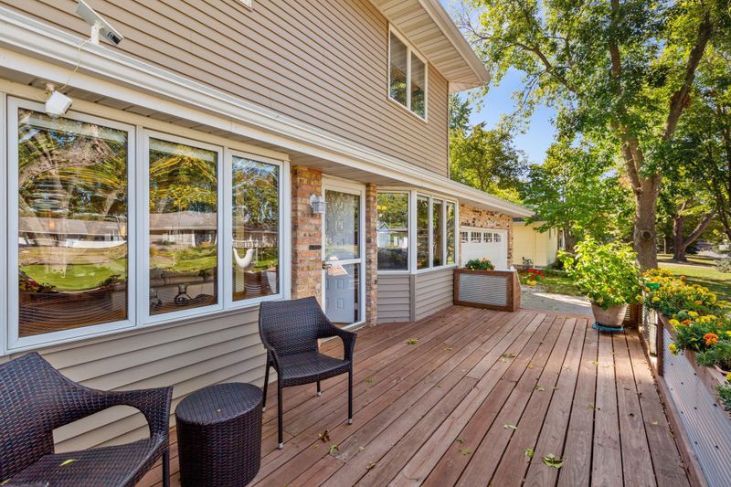 5160 Bona Rd, Mounds View, MN 55112