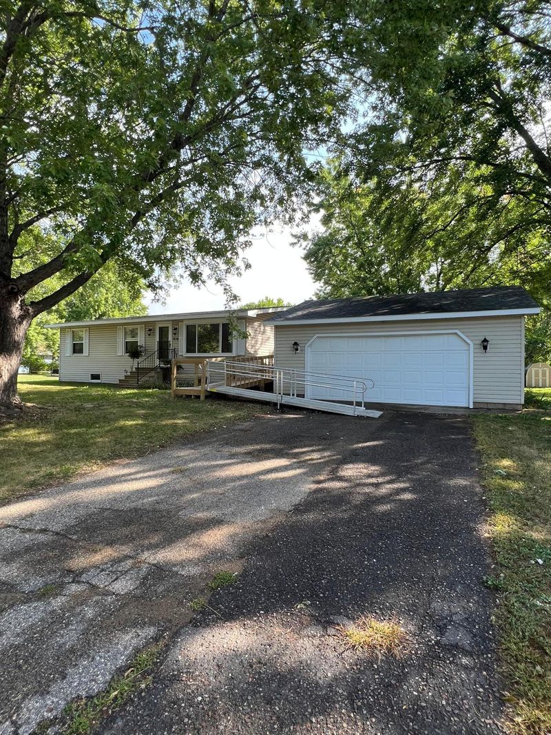 816 3rd Ave S, Waite Park, MN 56387