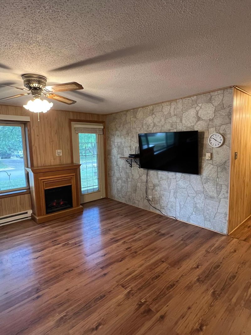 816 3rd Ave S, Waite Park, MN 56387