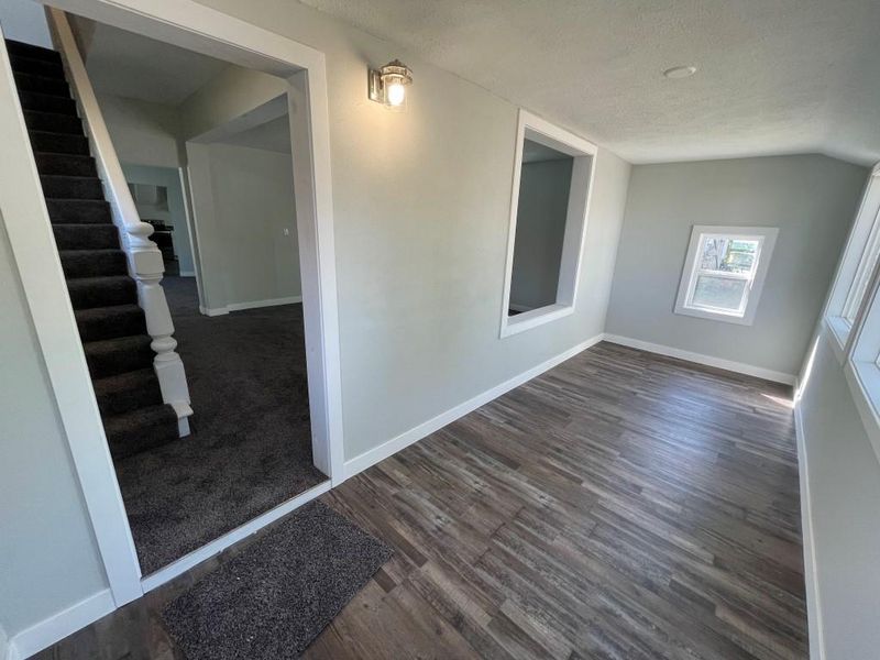 112 Main St W, Melrose, MN 56352