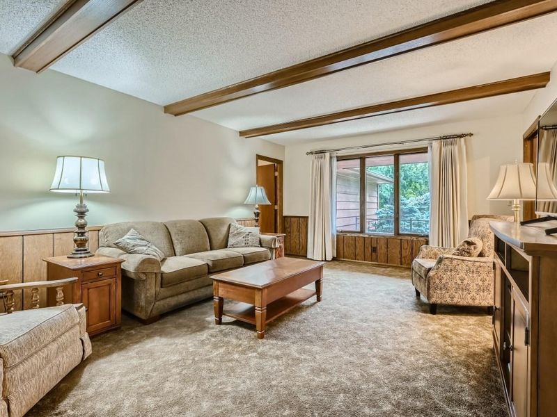 1257 Ingerson Rd, Arden Hills, MN 55112