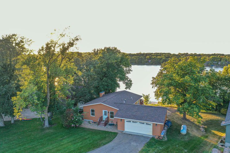 1314 Maple Dr SE, Alexandria, MN 56308