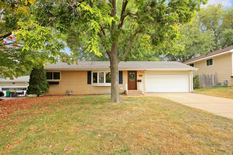 3612 June Ave N, Robbinsdale, MN 55422