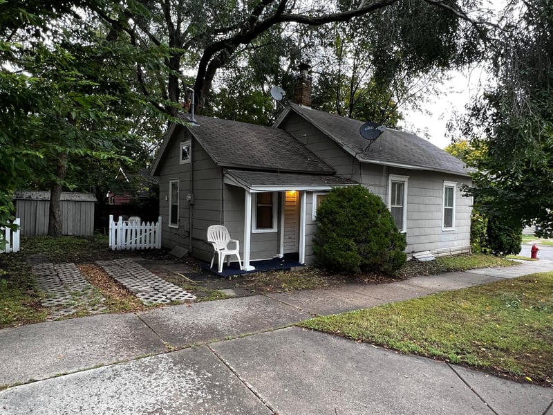 573 Orleans St, Saint Paul, MN 55107