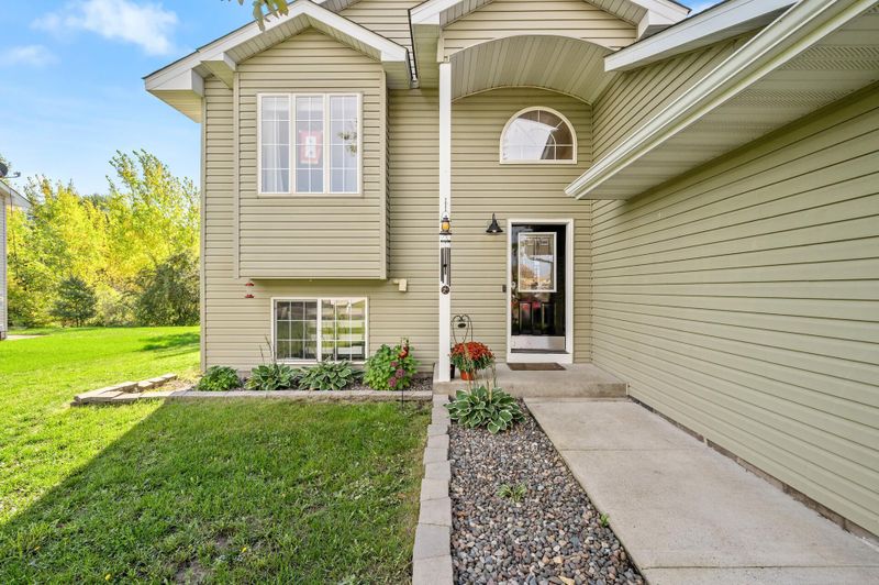 1508 Cedar Dr S, Cambridge, MN 55008