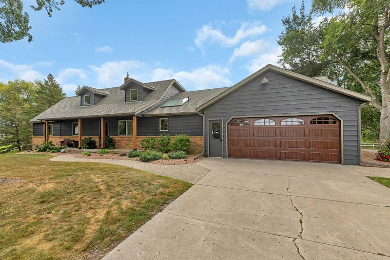 6333 NE 113th Ave, Spicer, MN 56288