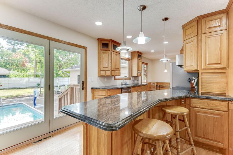 5207 64th Ave N, Brooklyn Center, MN 55429
