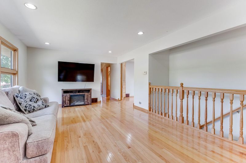 5207 64th Ave N, Brooklyn Center, MN 55429