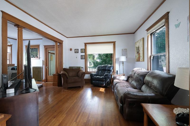 312 5th St SE, Waseca, MN 56093