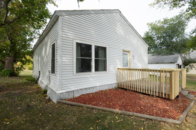 415 Kolb St, Ogema, MN 56569