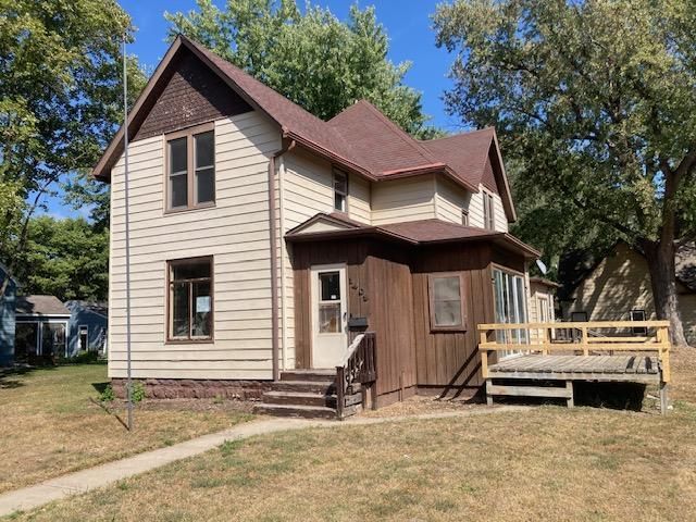 1409 3rd Ave, Windom, MN 56101