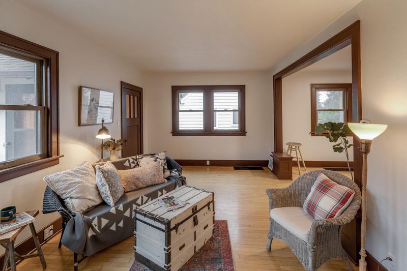 215 Chippewa St, Brainerd, MN 56401