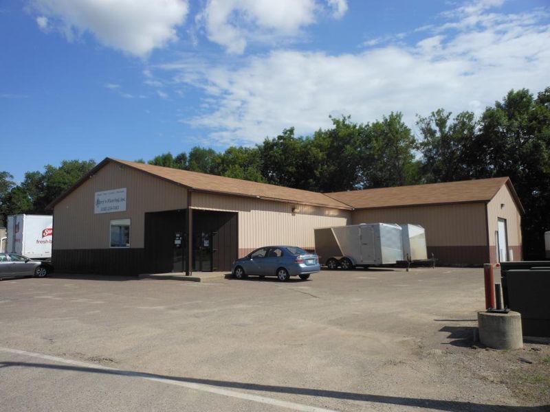 918 E Litchfield Ave, Willmar, MN 56201