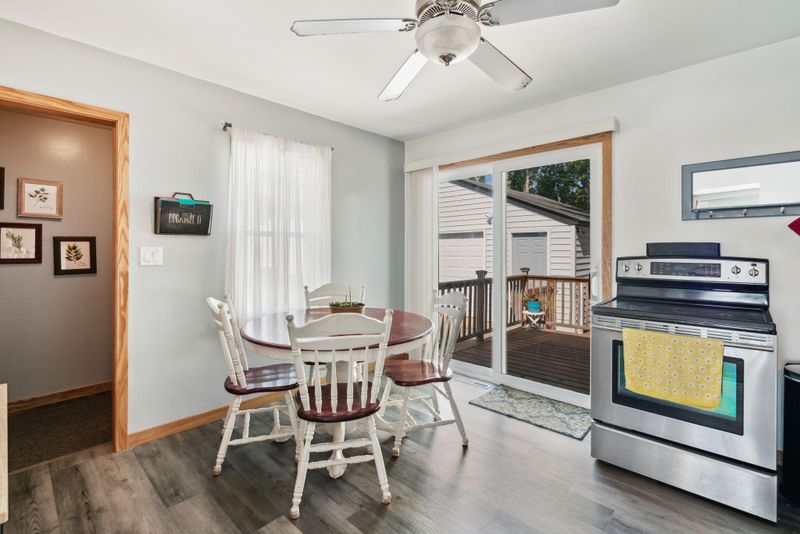 103 Downs Ave, Maplewood, MN 55117