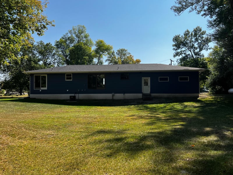 405 1st St, Bellingham, MN 56212