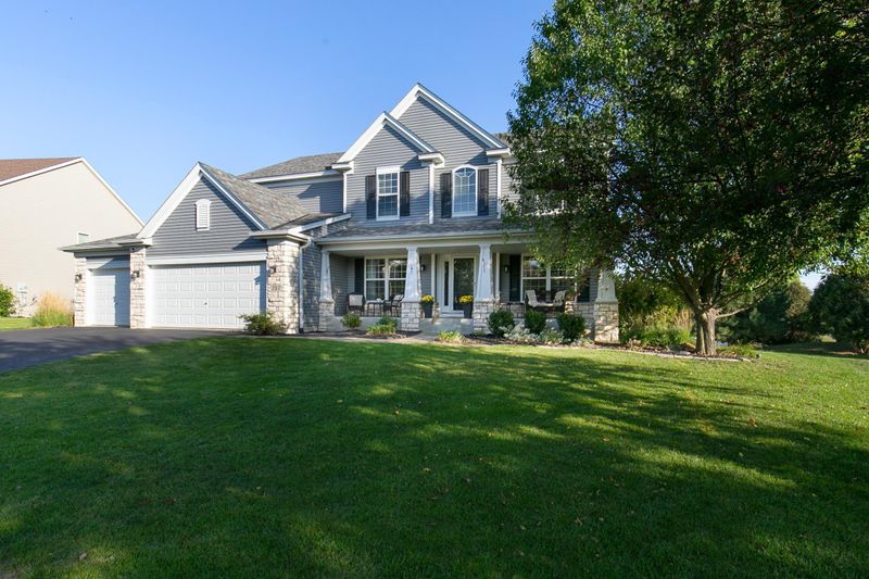 757 Ali Ln, Victoria, MN 55386