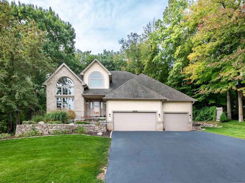 12805 58th Ave N, Plymouth, MN 55442