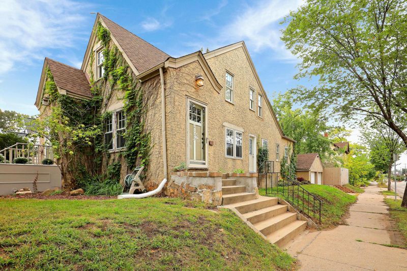 4200 22nd Ave S, Minneapolis, MN 55407