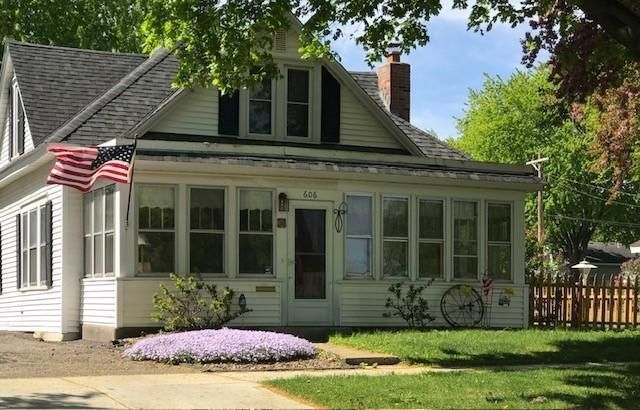 606 3rd Ave E, Shakopee, MN 55379