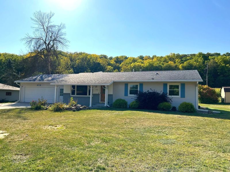 978 Aspen Ave, Red Wing, MN 55066