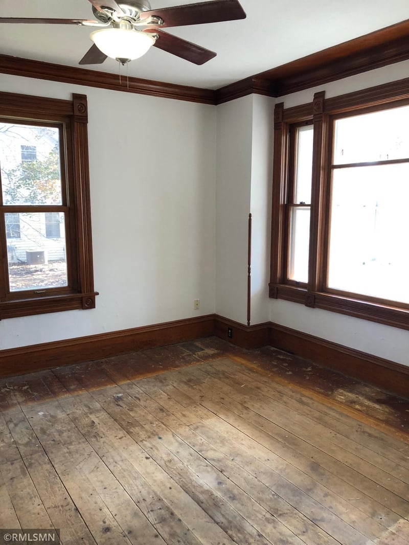 136 Elm St E, Norwood Young America, MN 55368