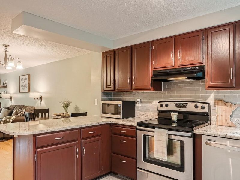 904 7th St S, Hopkins, MN 55343