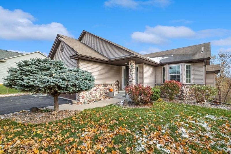 227 Winkler Trl, Cologne, MN 55322