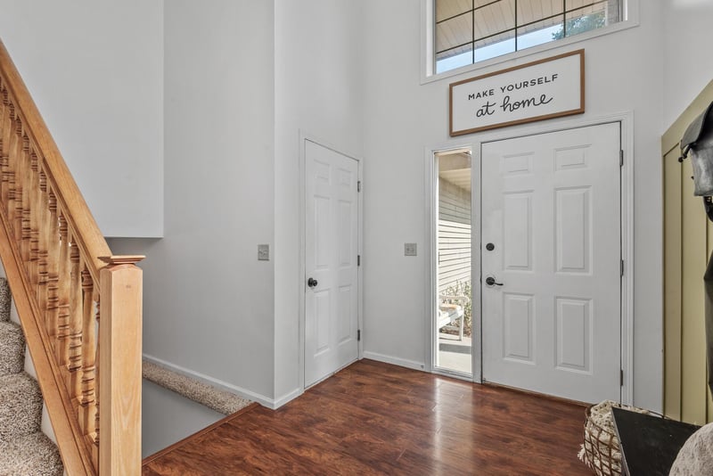 22142 Zion Pw, Oak Grove, MN 55011