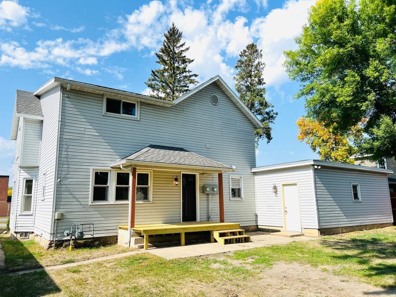 409 S Broadway, Pelican Rapids, MN 56572