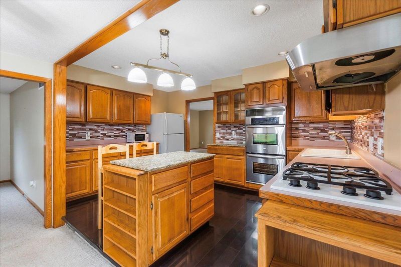 7420 Irving Ave N, Brooklyn Park, MN 55444