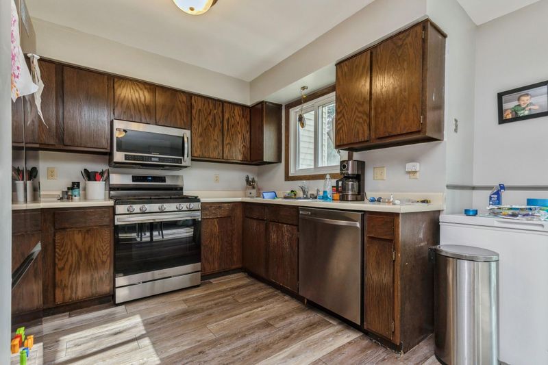 924 Monterey Dr, Shoreview, MN 55126